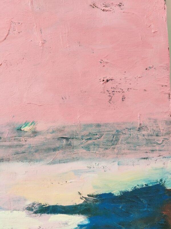 capture la beauté mystérieuse et la tranquillité d'un crépuscule