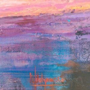 magie et la tranquillité d'un crépuscule céleste, où le ciel se transforme en un kaléidoscope de couleurs se reflétant sur une étendue d'eau calme